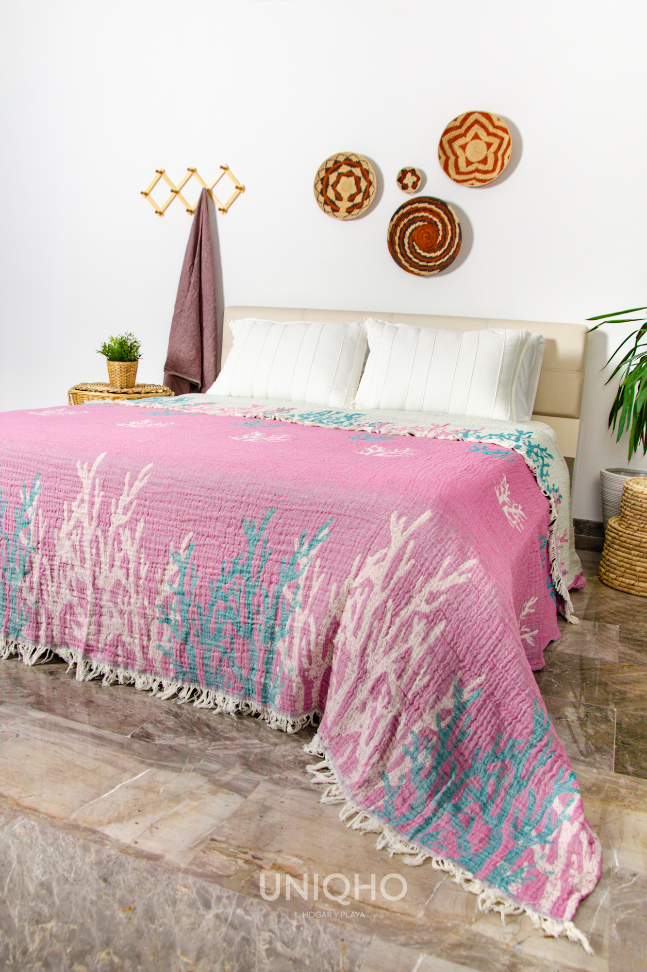 Bedspread, Coral King, Pink