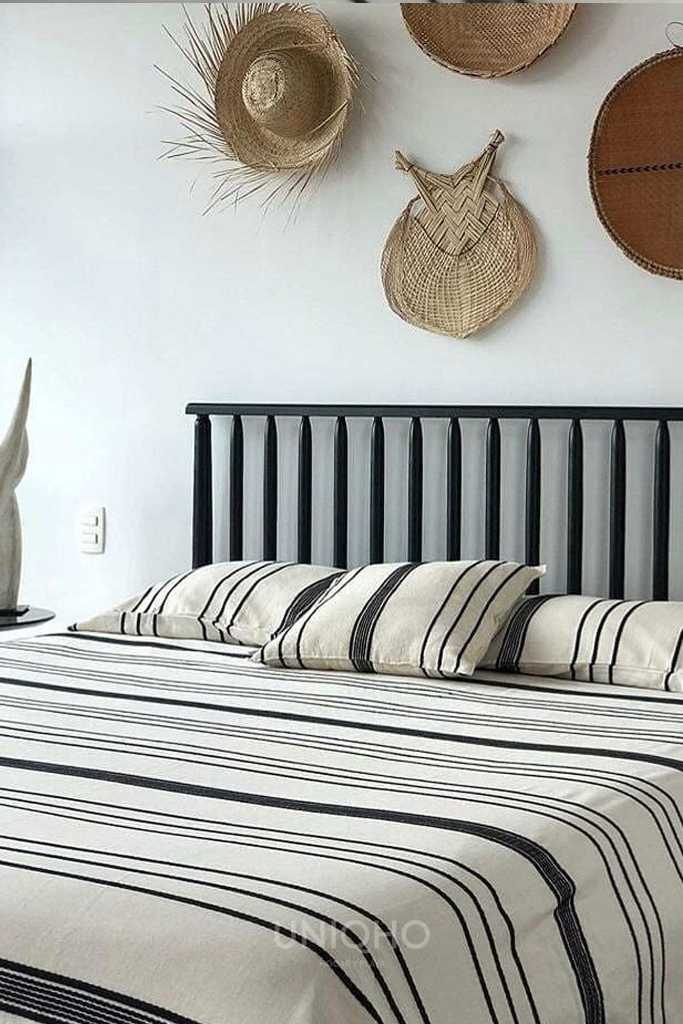 Bedspread, Pillowcase, Stripes, Black