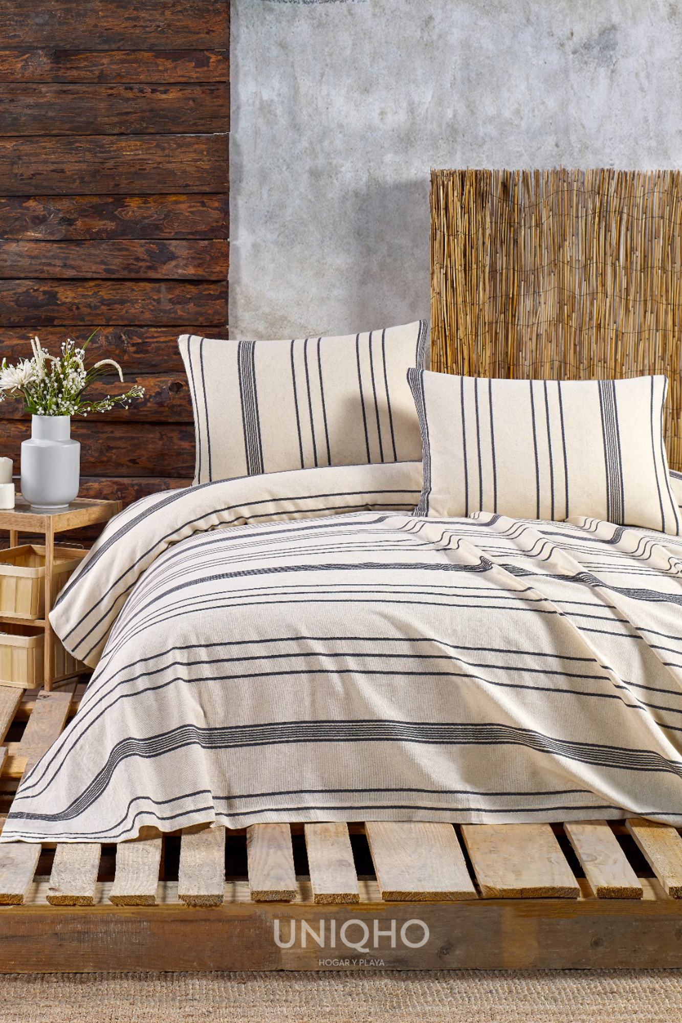 Bedspread, Pillowcase, Stripes, Gray