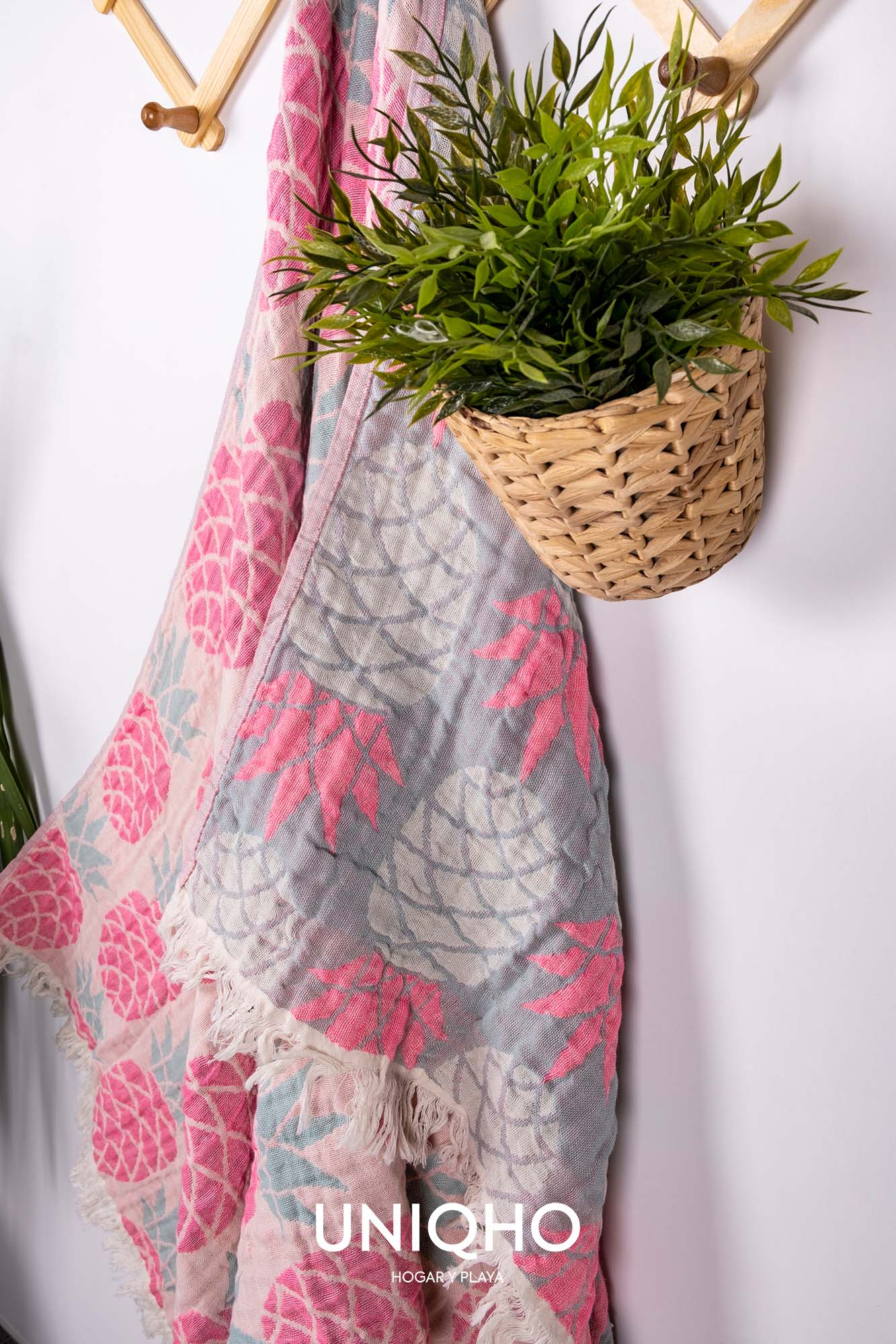 Beach Towel, Pestamal, Pineapple, Neon Pink
