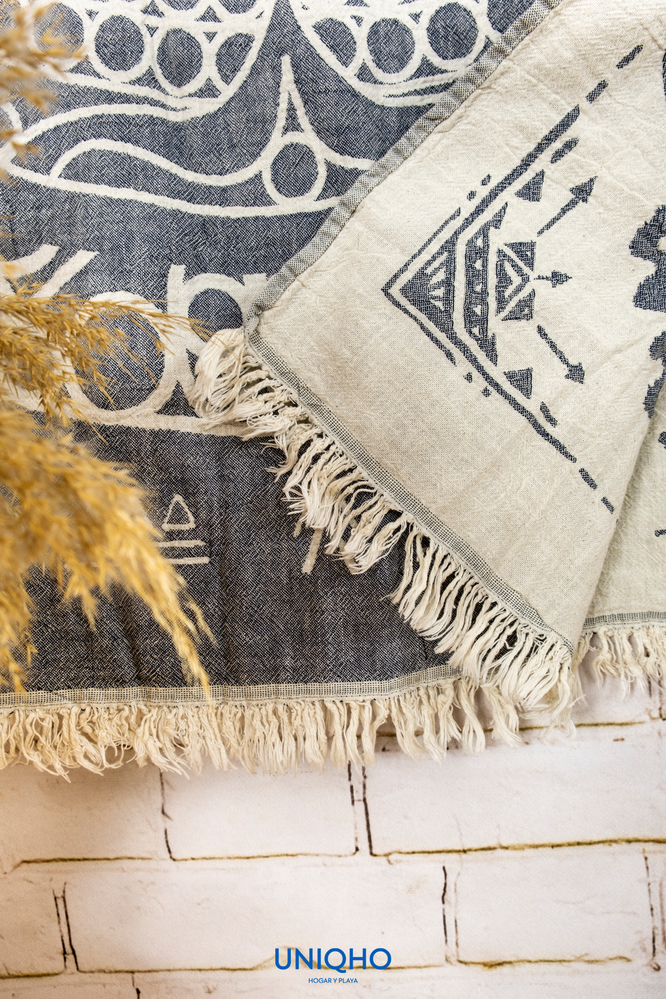 Beach Towel, Pestamal, Ethnic Fish, Anthracite