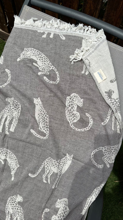 Toalla de Playa, Pestamal, Leopardo, Gris