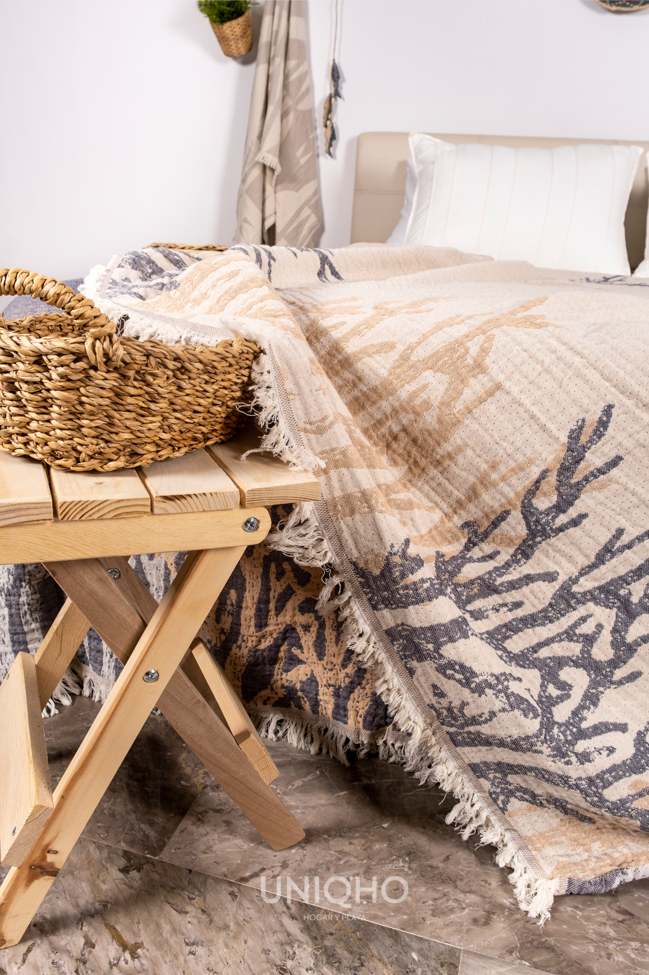 Bedspread, Coral King, Melon